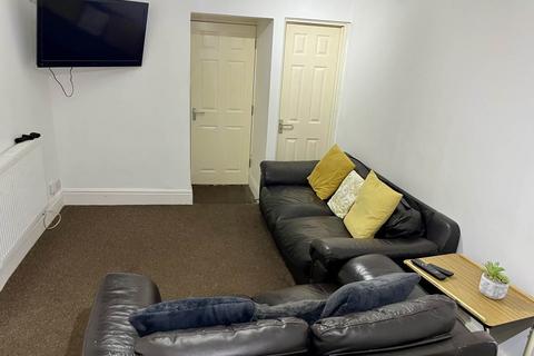 5 bedroom house to rent, Rhyddings Park Road, Brynmill, , Swansea