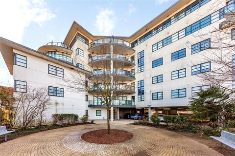 2 bedroom apartment to rent, High Road, Chadwell Heath, RM6