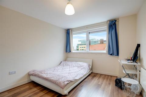 2 bedroom flat for sale, Drift Court, 1 Basin Approach, Gallion's Reach, London, E16