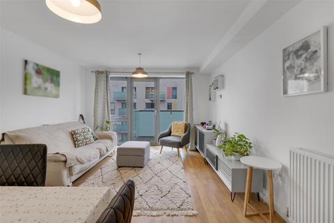 2 bedroom flat for sale, Vickery's Wharf, 87 Stainsby Road, Bow Common, London, E14
