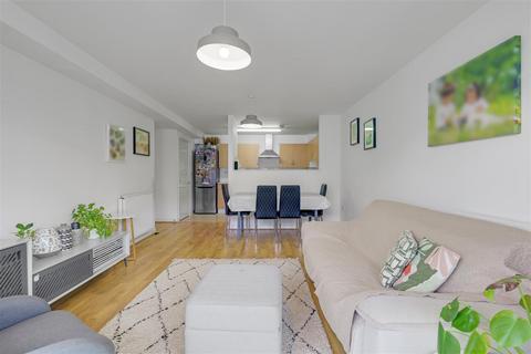2 bedroom flat for sale, Vickery's Wharf, 87 Stainsby Road, Bow Common, London, E14