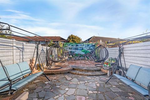 4 bedroom house for sale, Varley Road, Custom House, London, E16