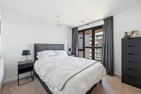 2 bedroom flat for sale, The Sphere, 1 Hallsville Road, Royal Victoria Dock, London, E16