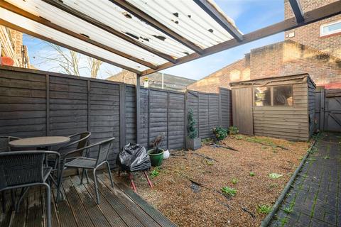 4 bedroom house for sale, Atkinson Road, West Beckton, London, E16