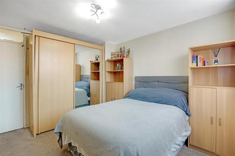 4 bedroom house for sale, Atkinson Road, West Beckton, London, E16