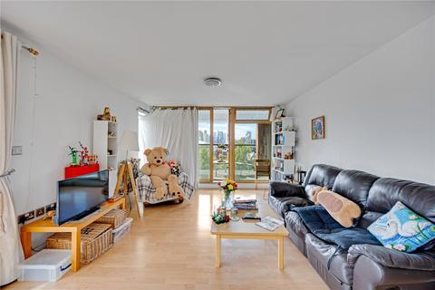 2 bedroom flat for sale, Western Beach Apartments, 36 Hanover Avenue, London, E16