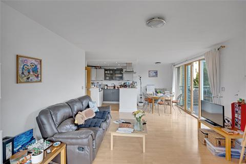2 bedroom flat for sale, Western Beach Apartments, 36 Hanover Avenue, London, E16