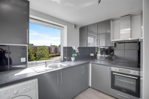 1 bedroom flat for sale, Felixstowe Court, North Woolwich, London, E16