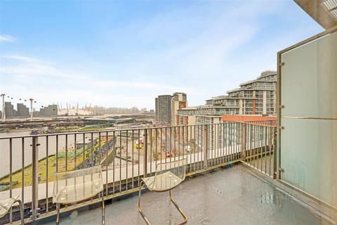 2 bedroom flat for sale, Balearic Apartments, 15 Western Gateway, Royal Victoria Dock, London, E16