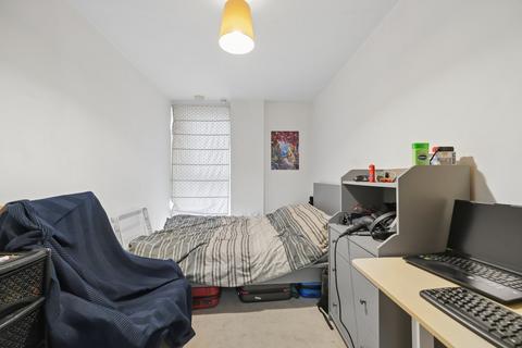 2 bedroom flat for sale, Oceanis Apartments, 19 Seagull Lane, London, E16