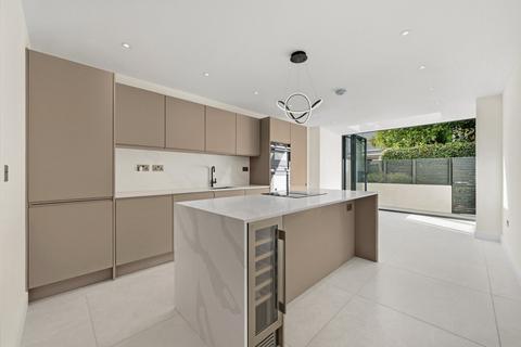 4 bedroom terraced house to rent, Porchester Terrace, London, W2