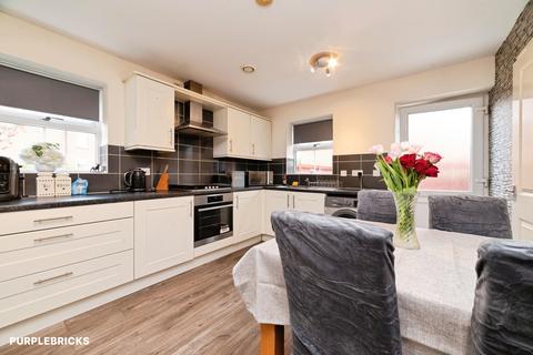 3 bedroom semi-detached house for sale, Mulberry Gardens, Goole, DN14