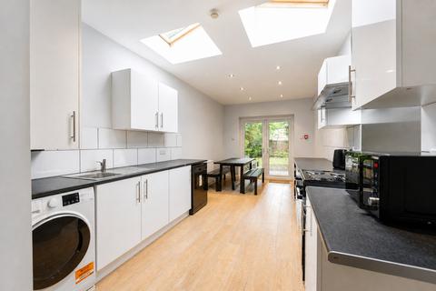 2 bedroom end of terrace house to rent, BIRMINGHAM B29