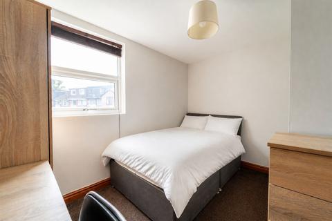 2 bedroom end of terrace house to rent, BIRMINGHAM B29