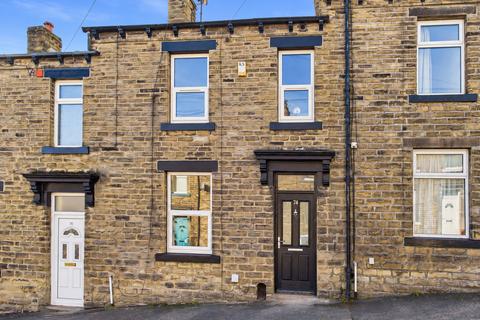 2 bed terraced house for rent in Castle Street, Skipton, BD23