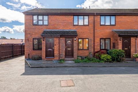 2 bedroom terraced house to rent, Terrill Court, Evesham, WR11