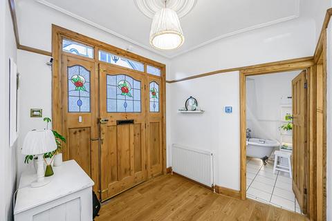 4 bedroom house for sale, Silverthorn Gardens, Chingford
