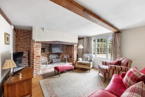 4 bedroom detached house for sale, Dunmow Road, Fyfield, CM5