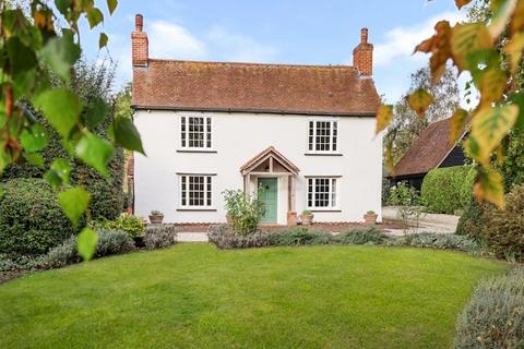 4 bedroom detached house for sale, Dunmow Road, Fyfield, CM5