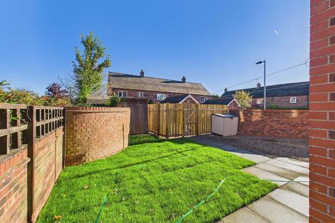 3 bedroom terraced house for sale, Renshaw Gardens, Poppleton Road