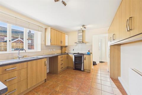 3 bedroom terraced house for sale, Renshaw Gardens, Poppleton Road
