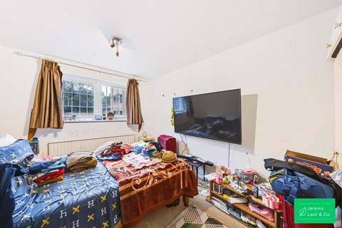 undefined, Adelphi Court, High Road, East Finchley