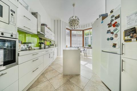 2 bedroom apartment for sale, Lovibonds Avenue, Orpington, Kent, BR6