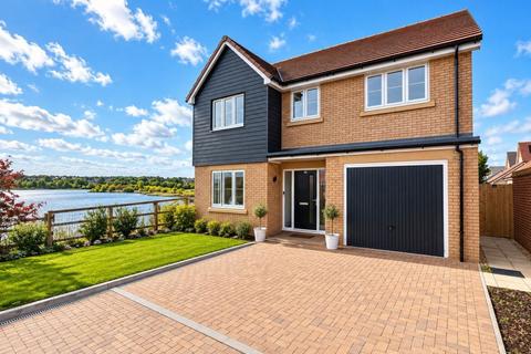 4 bedroom detached house to rent, Jones Hill, Hampton Heights, Peterborough, PE7