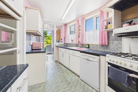 3 bedroom detached bungalow for sale, Pield Heath Road, Uxbridge, UB8 3NQ