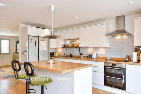 4 bedroom semi-detached bungalow for sale, Brownleaf Road, Brighton BN2