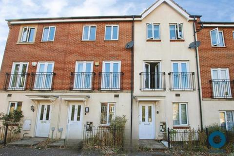 4 bedroom townhouse to rent, Thackeray, Bristol BS7