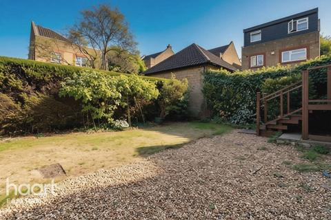 undefined, Dewberry Gardens, London