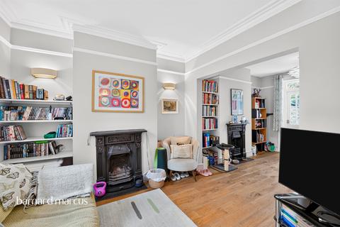 2 bedroom terraced house for sale, Sabine Road, London