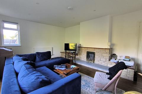 3 bedroom bungalow to rent, Bath Road, Frome, BA11