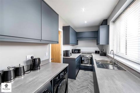 3 bedroom semi-detached house for sale, Droversdale Road, Harworth & Bircotes, Doncaster, South Yorkshire, DN11