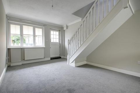 2 bedroom cottage for sale, Mulberry Court, Old Town