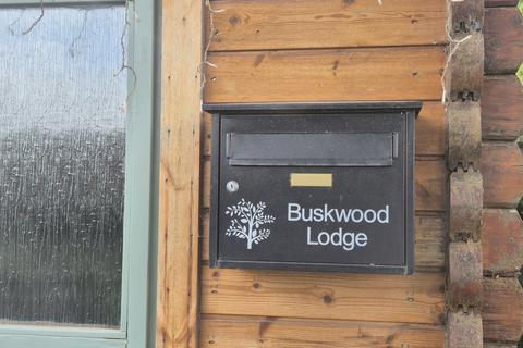 2 bedroom detached bungalow to rent, Hope-Under-Dinmore HR6