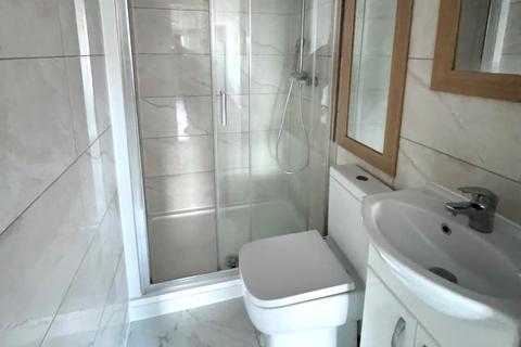 Studio to rent, Flat 6, 28 Milton Road, Swindon, SN1 5JA