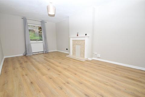 3 bedroom end of terrace house to rent, Eleanor Close, Somerset BA2