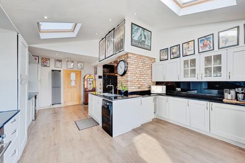 undefined, Ebbisham Road, WORCESTER PARK, Surrey, KT4