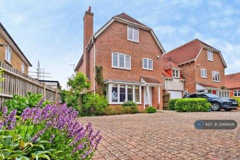 5 bedroom detached house to rent, Westover Road, Lymington, SO41