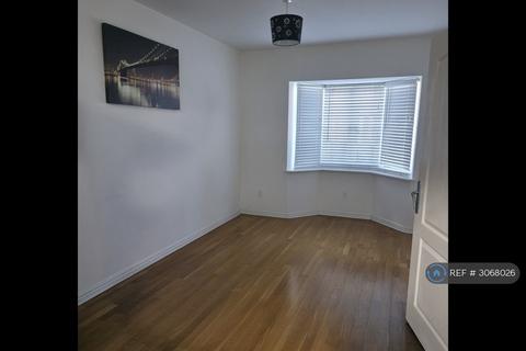 4 bedroom detached house to rent, Gilbert Way, Canterbury, CT1