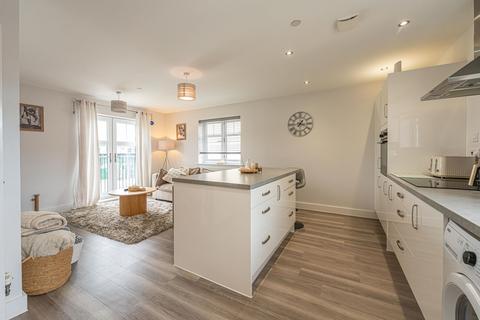 2 bedroom flat for sale, Sultan Glacier Close, Newport, NP20