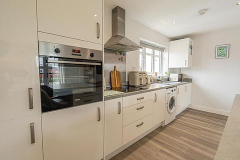 2 bedroom flat for sale, Sultan Glacier Close, Newport, NP20
