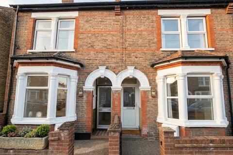 4 bedroom property to rent, Chester Road, Watford, WD18
