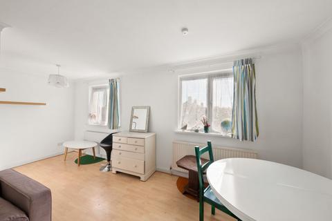 1 bedroom maisonette for sale, Castle Road, Northolt