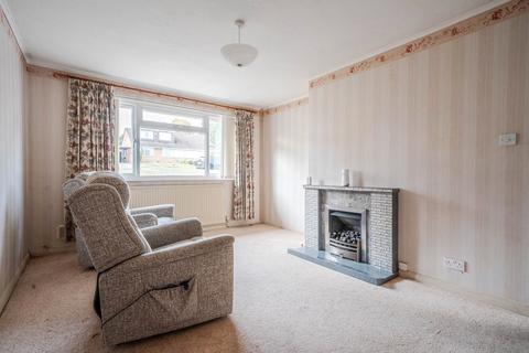 2 bedroom bungalow for sale, Bowland Crescent, Bedfordshire LU6