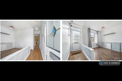 2 bedroom end of terrace house to rent, Clyndu St, Swansea, SA6