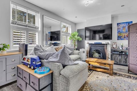 3 bedroom terraced house for sale, Kingfield Street, London E14