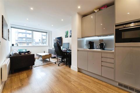 1 bedroom flat to rent, South Street, Romford, RM1